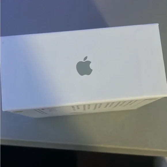 Apple White Earbud Headphones Earbud Headphones